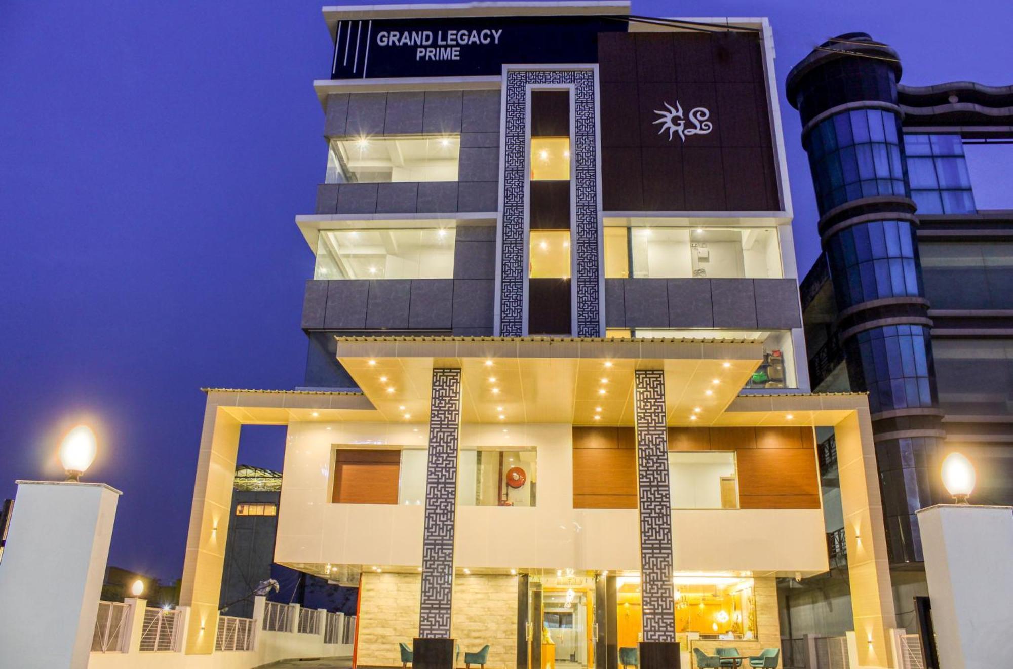 Zip By Spree Hotels Grand Legacy Prime Ντεχραντούν Εξωτερικό φωτογραφία